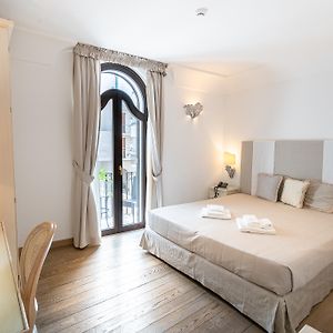 Annex King Room